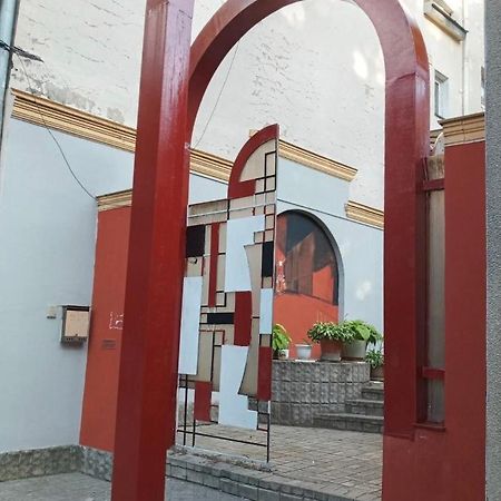 Uneed Sport Hostel Odessa Exterior photo