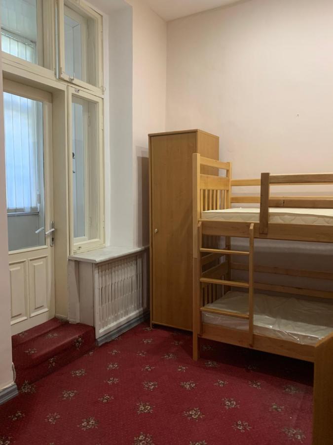 Uneed Sport Hostel Odessa Exterior photo